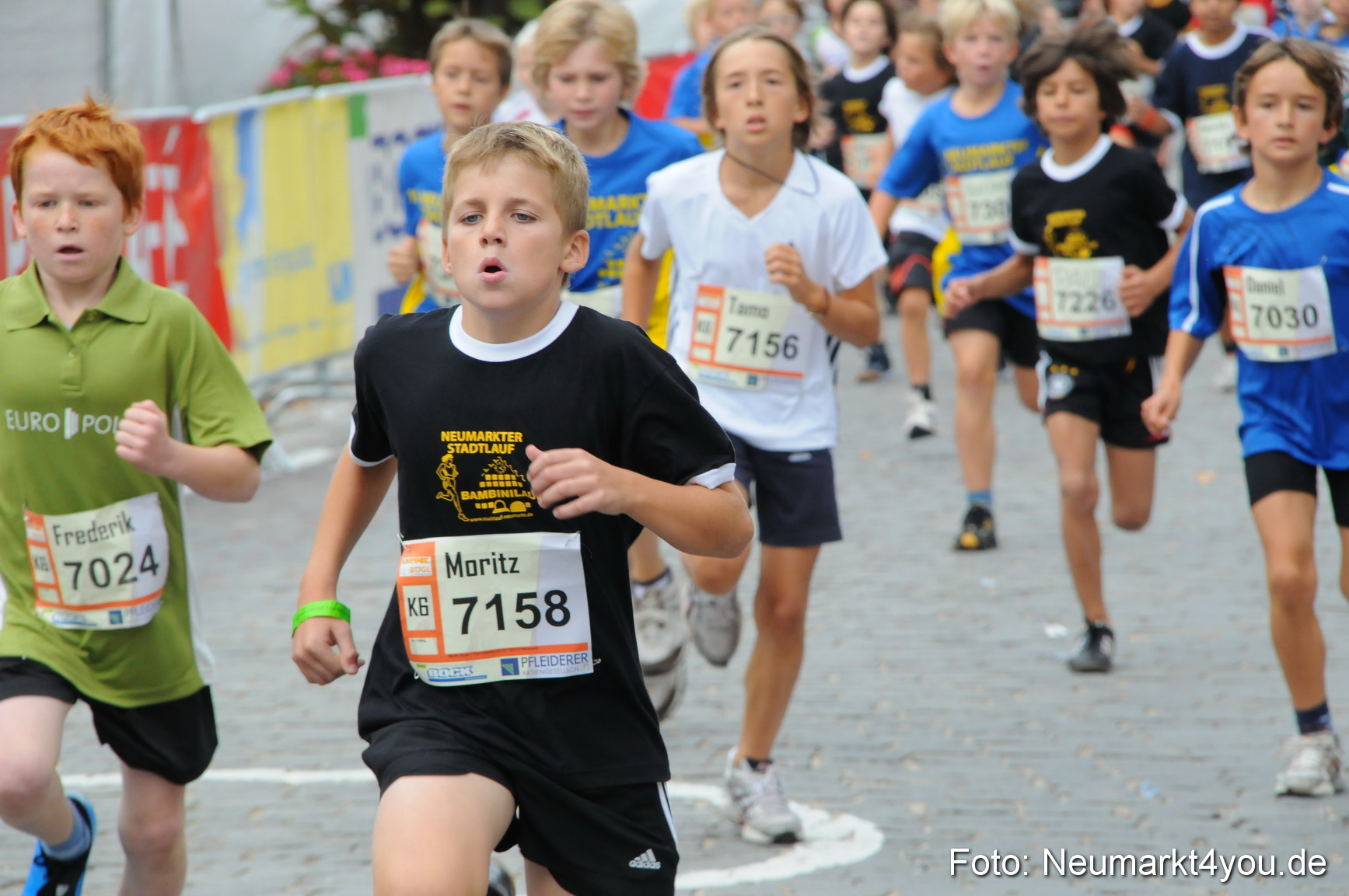 0094 Stadtlauf Neumarkt Bambinilaeufe 200909